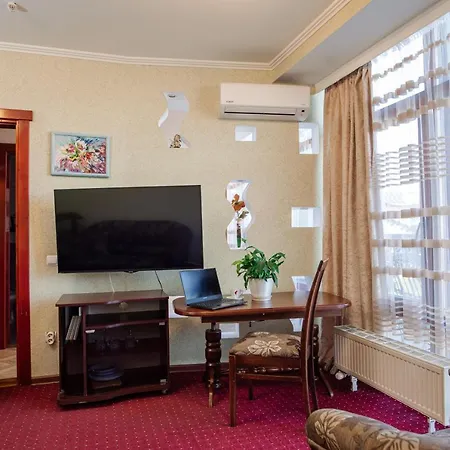 Hotel Club Ph Truskavets