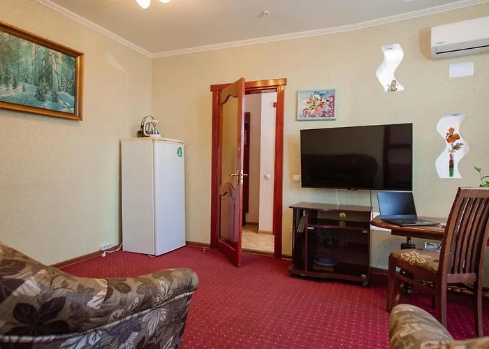 Club Ph Отель Трускавец