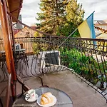 Club Ph Hotel *