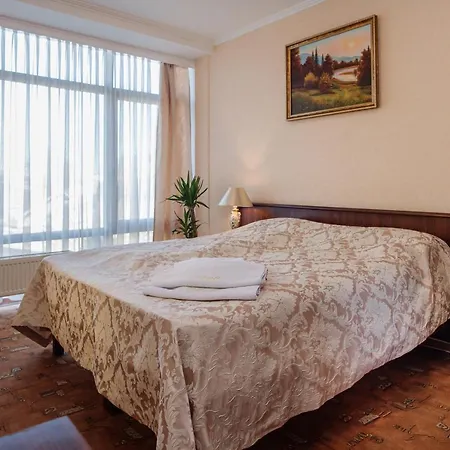 Hotel Club Ph Truskawiec