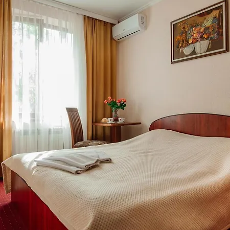 Club Ph Hotel *