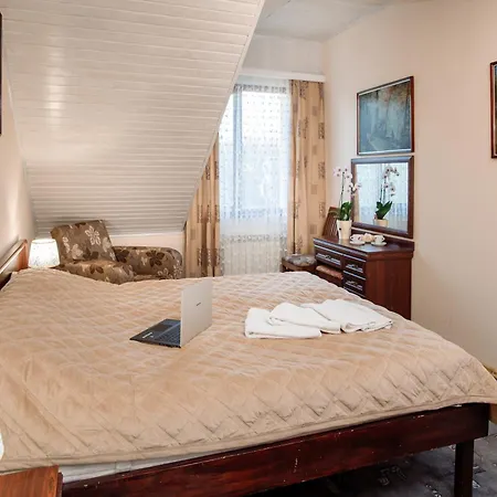 Club Ph Hotel *