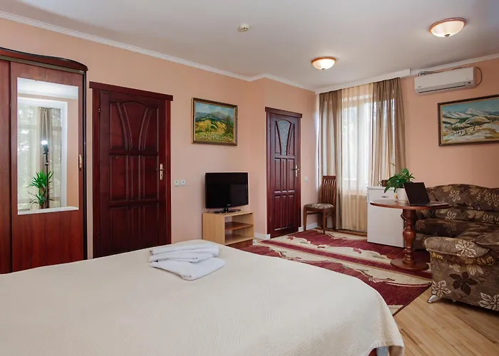 Club Ph Hotel Truskavets